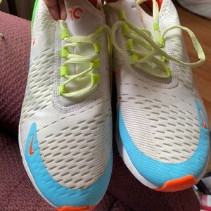Boys air max 270 gently used great condition